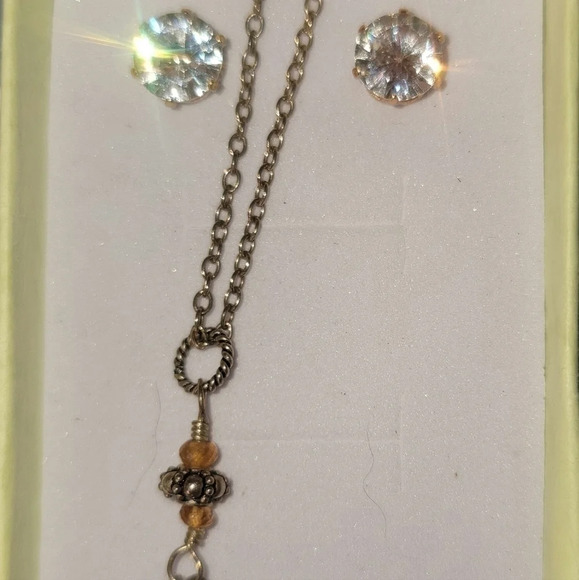 NECKLACE & earring set - Picture 2 of 2